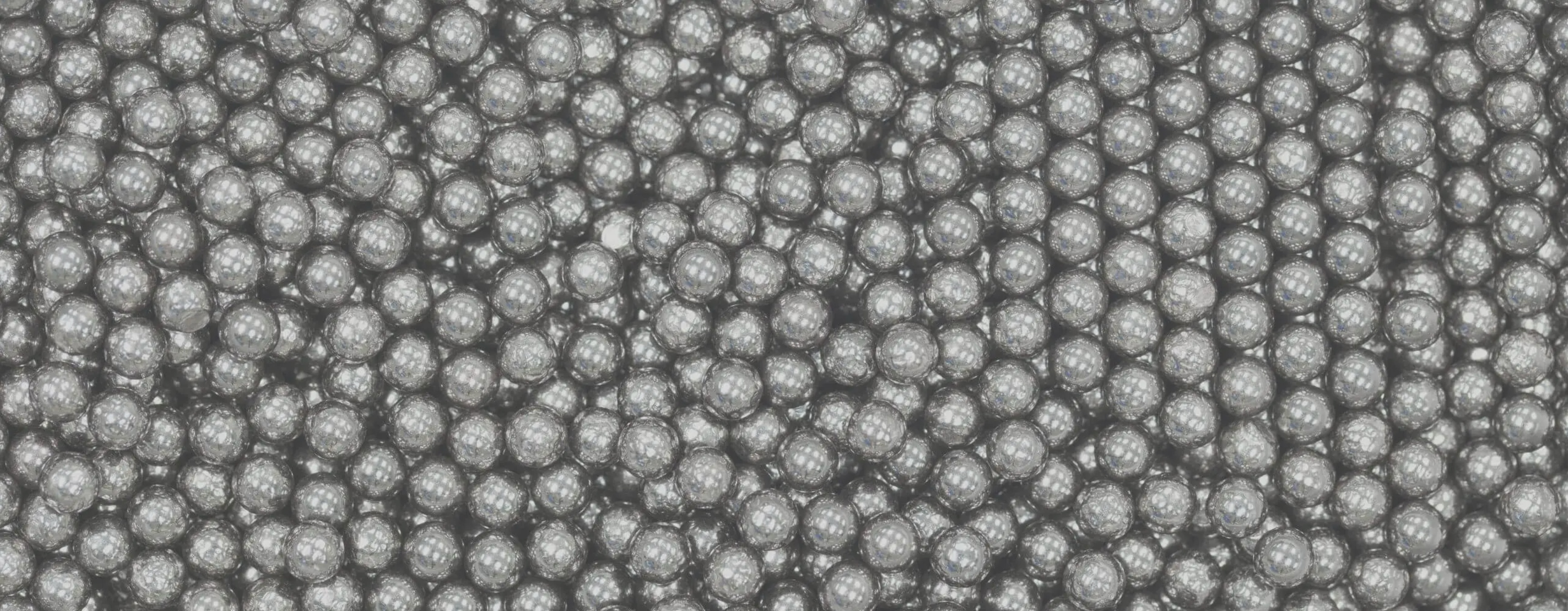 Tryskání oceli – co je tryskání kovů a jak funguje?